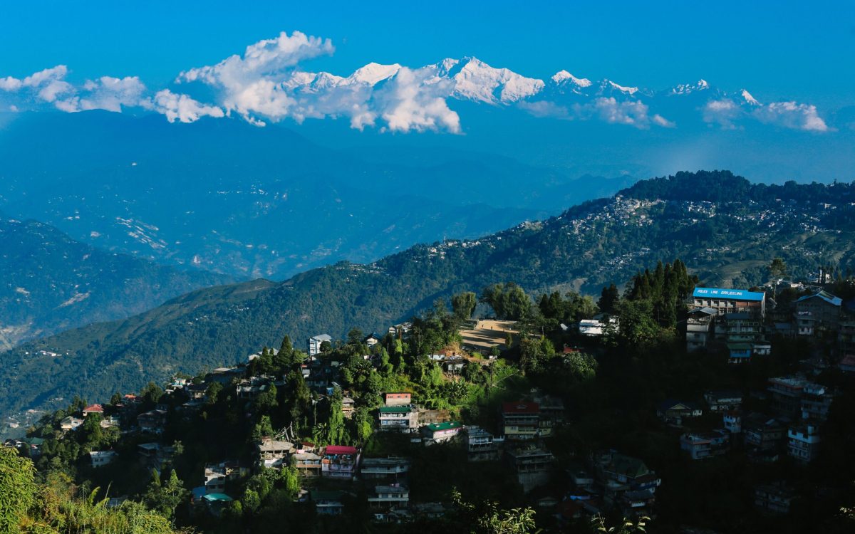 A Multi-Generational Journey to Darjeeling and Tinchuley: Our May Family Travel Story